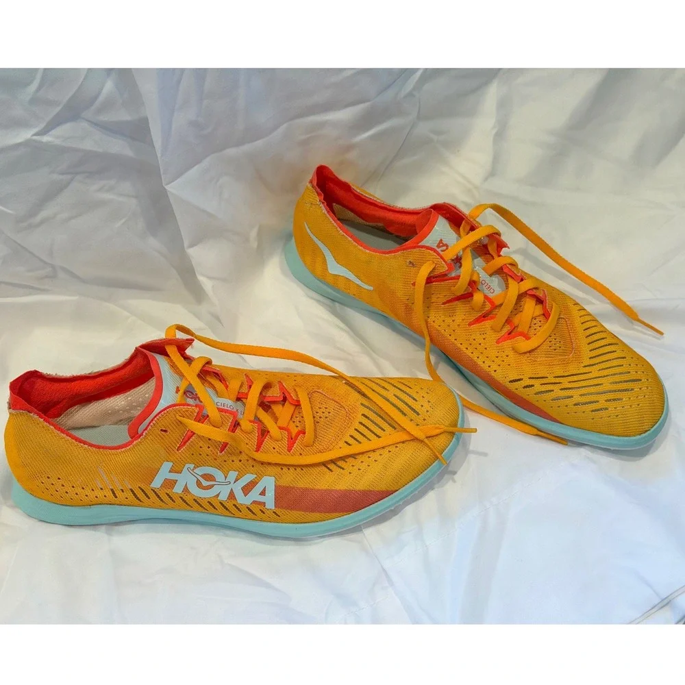 Hoka One One hoka one